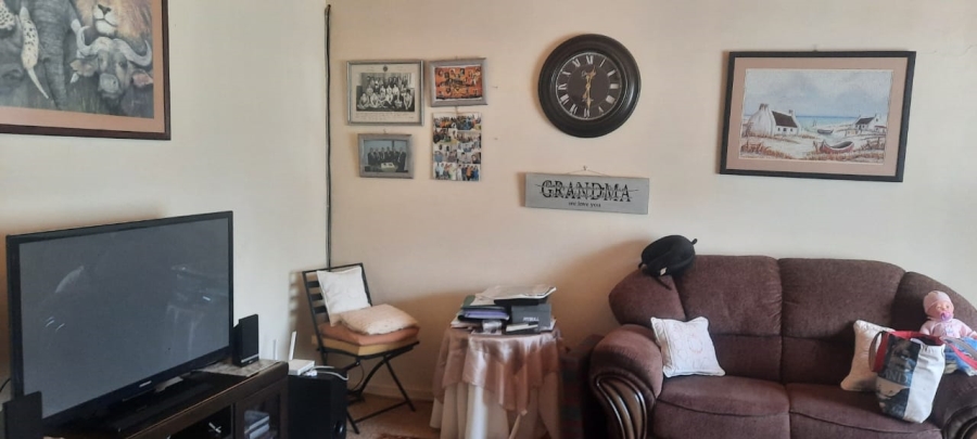 3 Bedroom Property for Sale in Odendaalsrus Free State